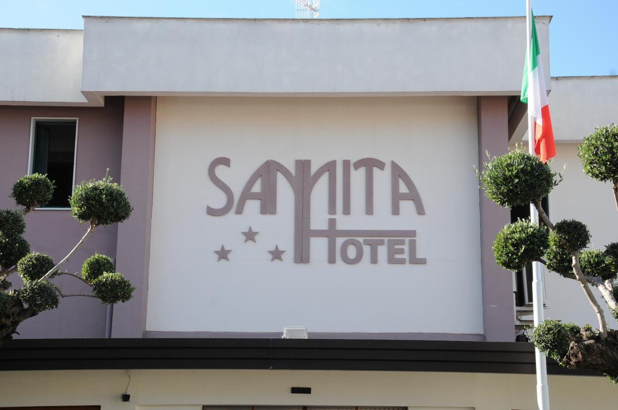 Hotel Sannita カゾーリア エクステリア 写真
