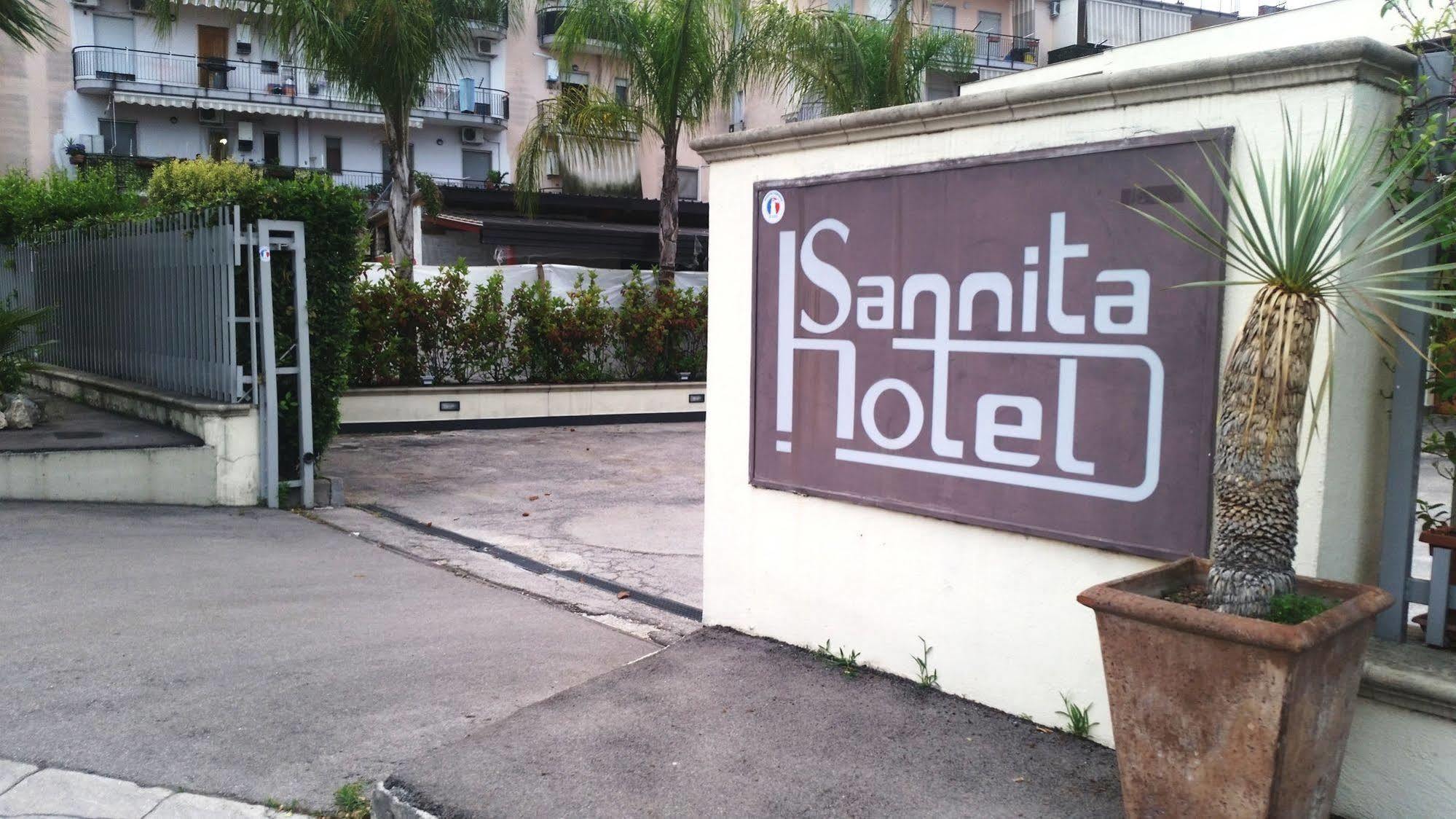 Hotel Sannita カゾーリア エクステリア 写真